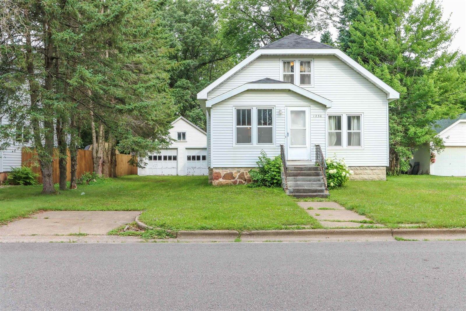 1230 S 13th Avenue, Wisconsin Rapids, WI 54495