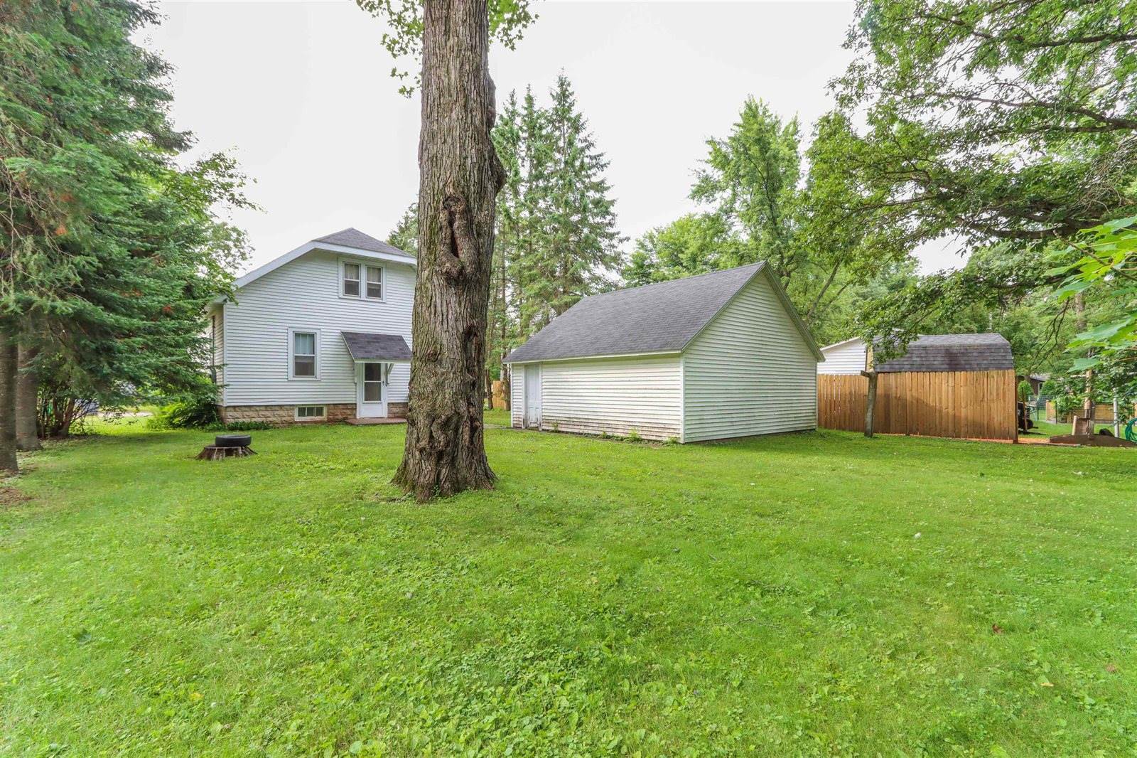 1230 S 13th Avenue, Wisconsin Rapids, WI 54495