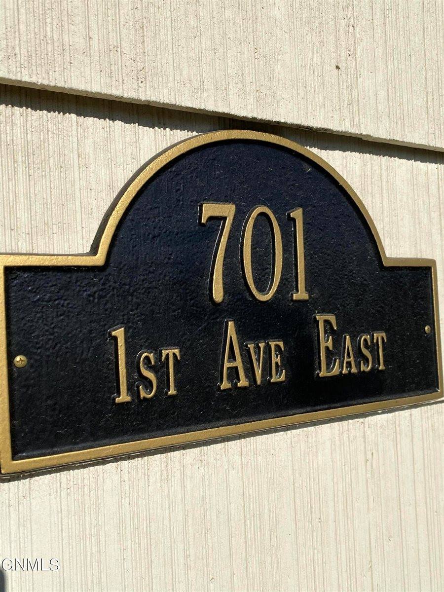 701 1st Avenue East, Williston, ND 58801