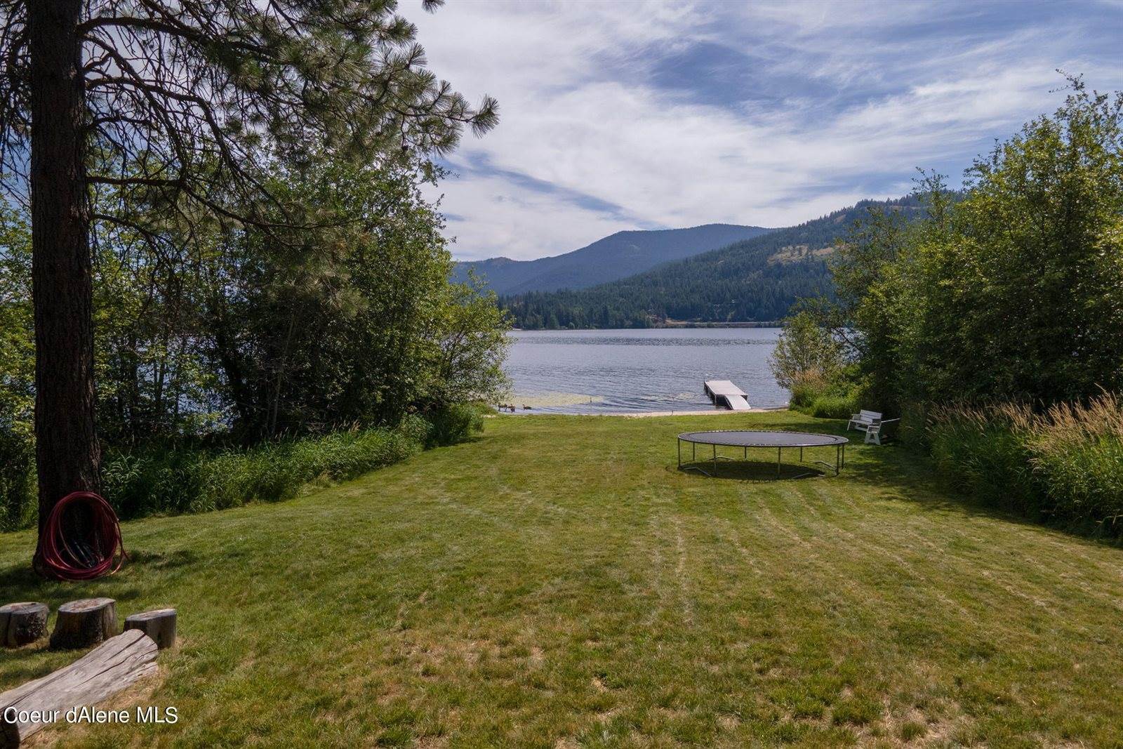 92 Loon Ln, Cocolalla, ID 83813