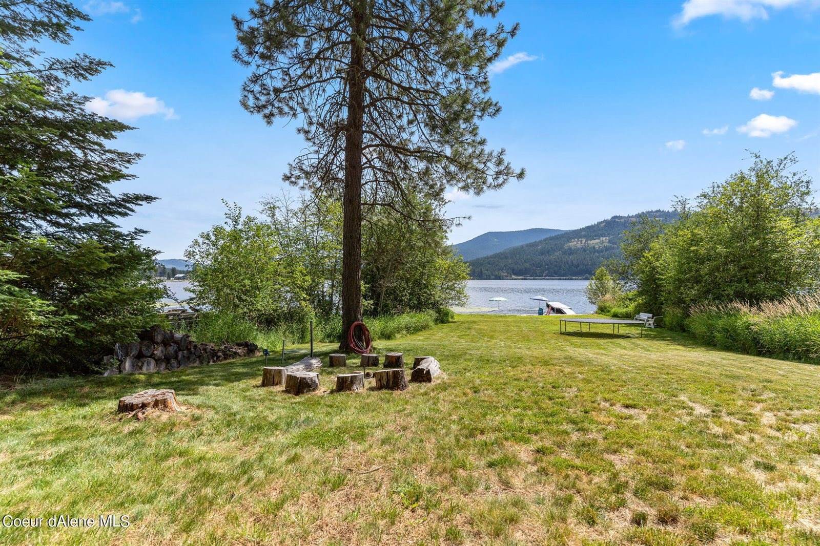 92 Loon Ln, Cocolalla, ID 83813