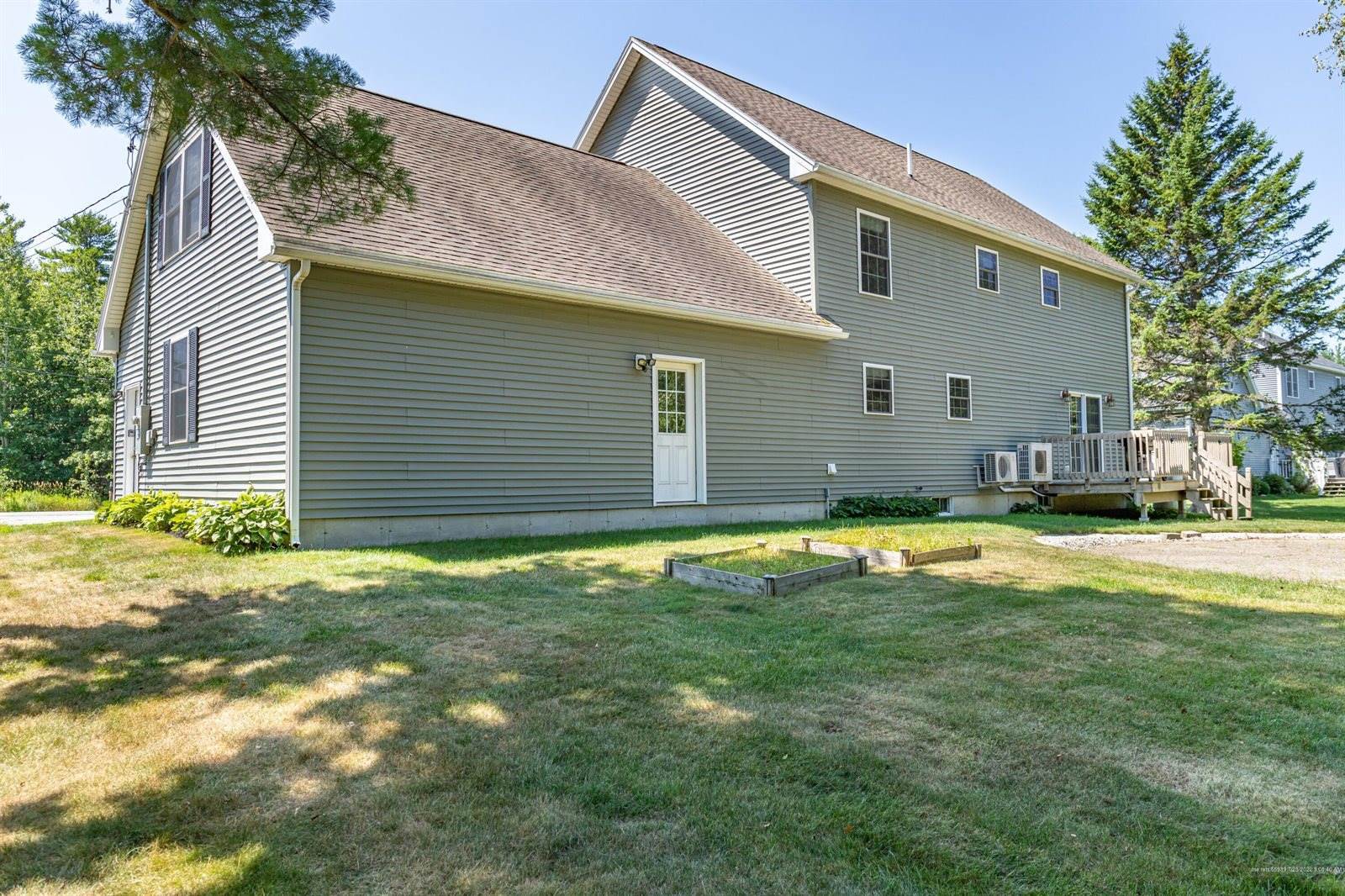 61 Constitution Avenue, Hampden, ME 04444