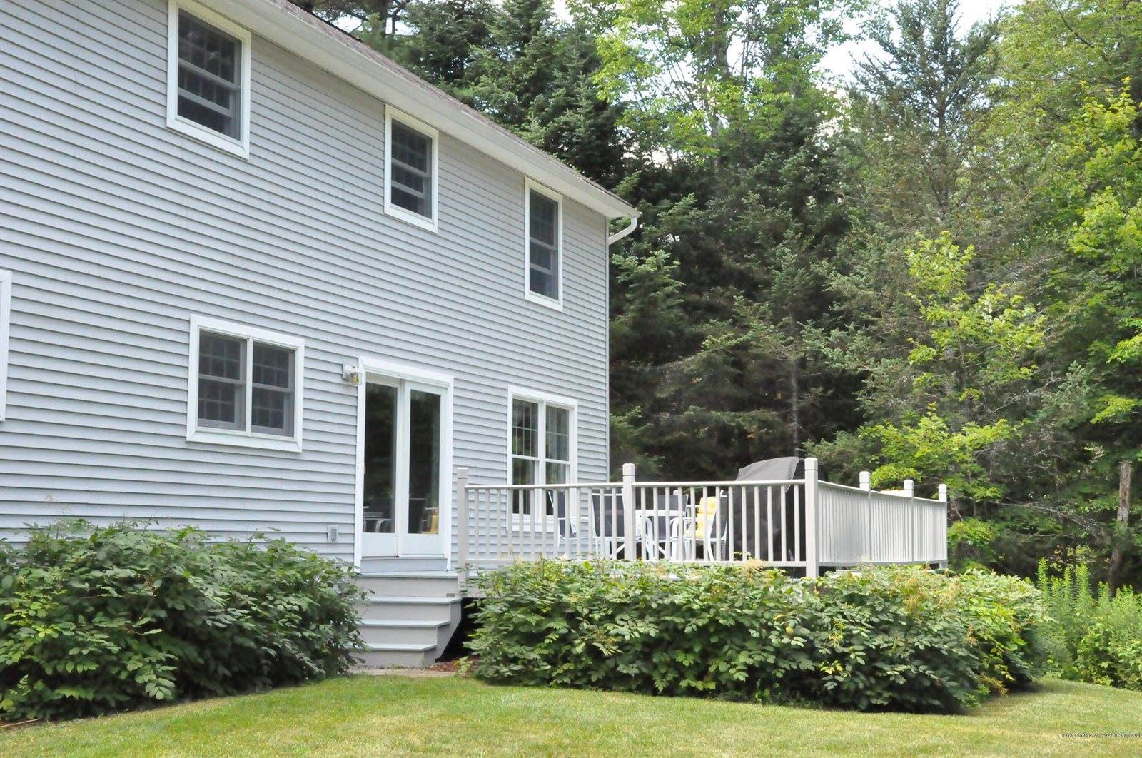 5 Surrey Lane, Hampden, ME 04444