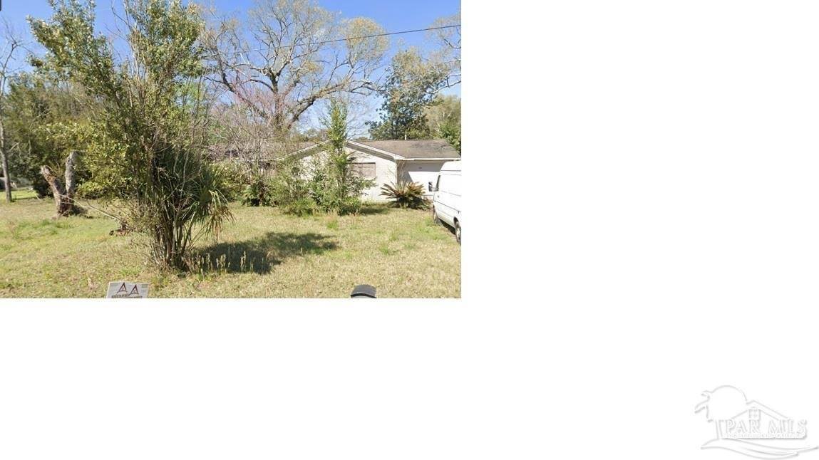 208 Camden Rd, Pensacola, FL 32514