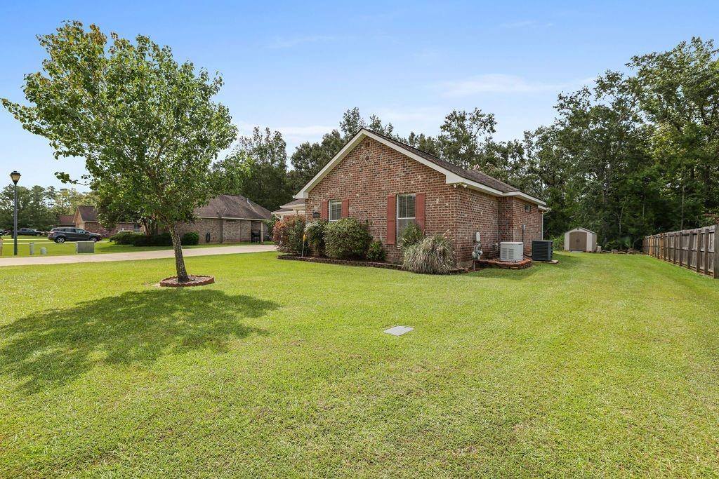 18446 Brookfield Drive, Ponchatoula, LA 70454