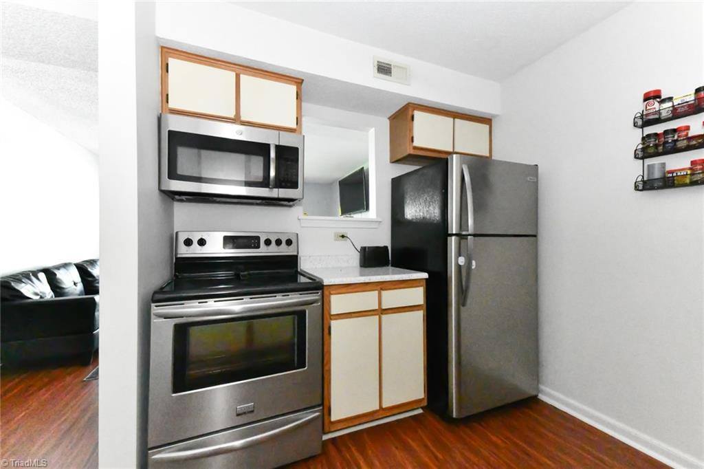 5515 Hornaday Road, Greensboro, NC 27409