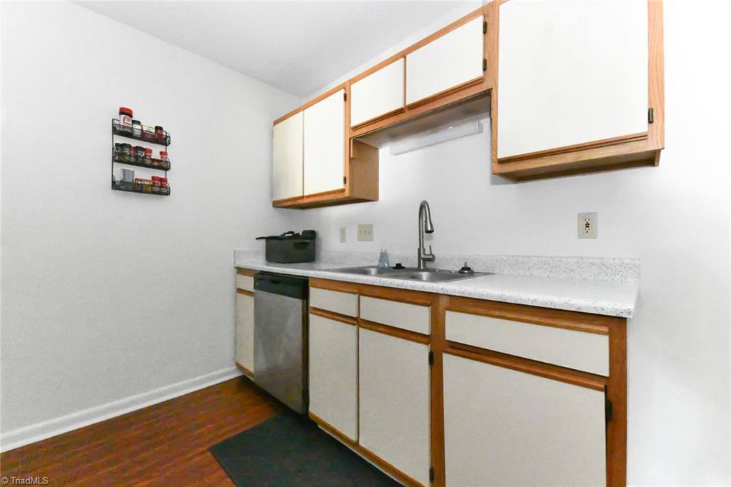 5515 Hornaday Road, Greensboro, NC 27409