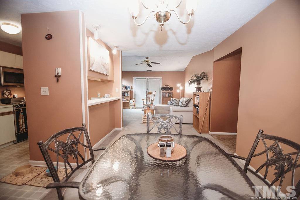 671 Bartons Landing Place, Fayetteville, NC 28314