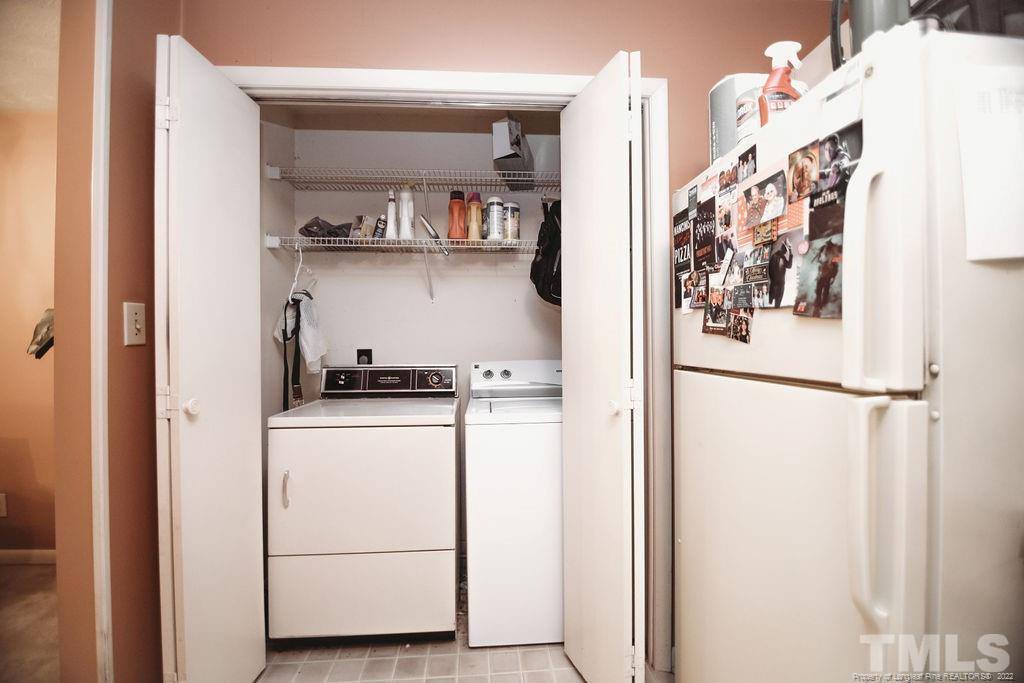 671 Bartons Landing Place, Fayetteville, NC 28314