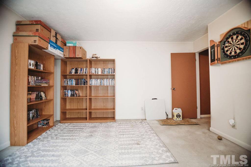 671 Bartons Landing Place, Fayetteville, NC 28314