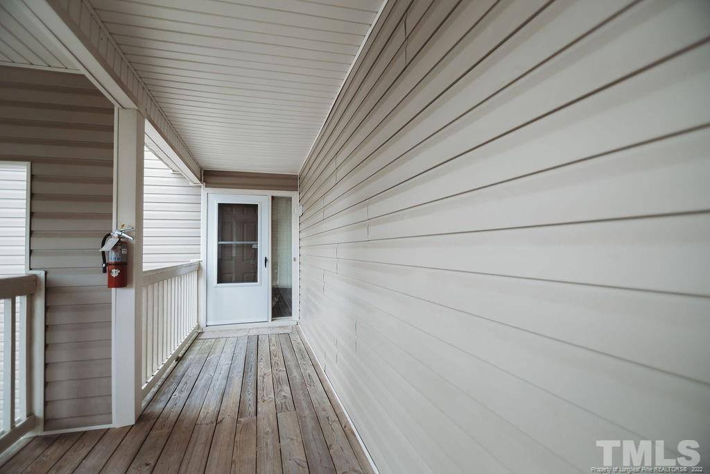 671 Bartons Landing Place, Fayetteville, NC 28314