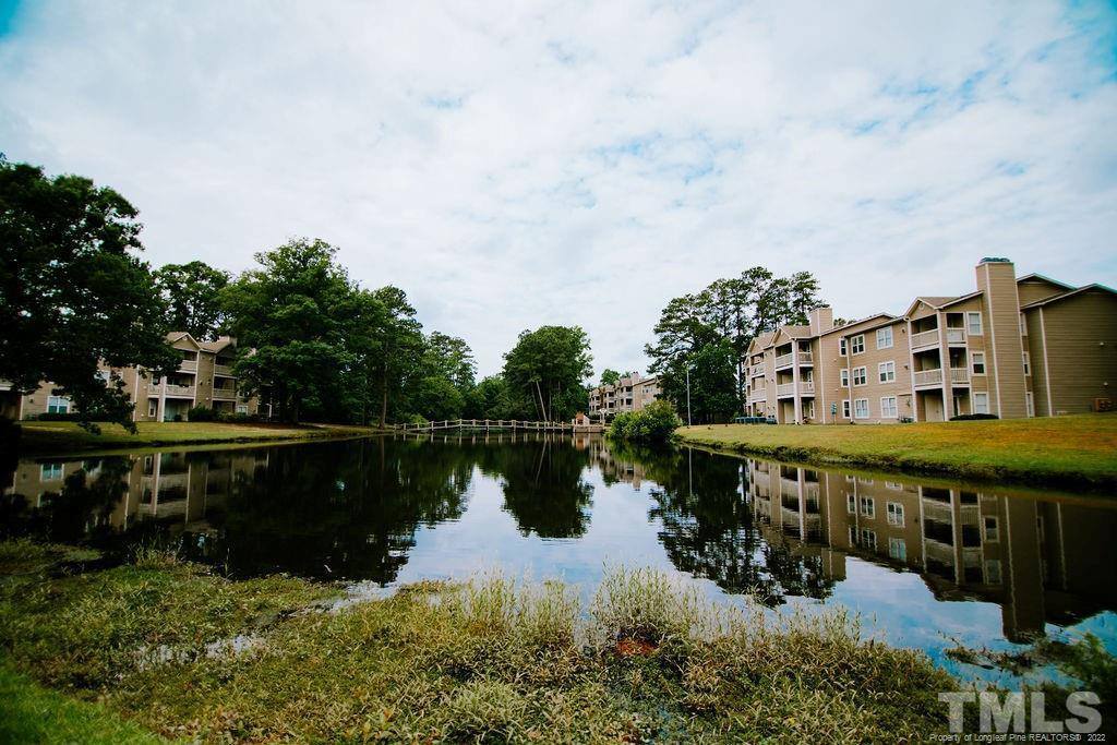 671 Bartons Landing Place, Fayetteville, NC 28314