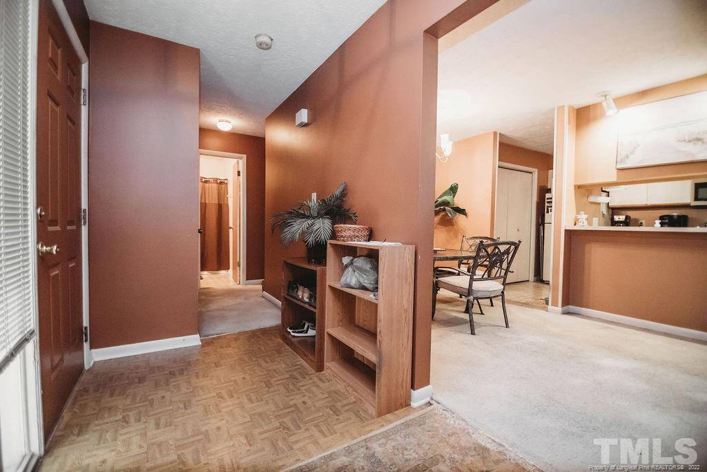 671 Bartons Landing Place, Fayetteville, NC 28314