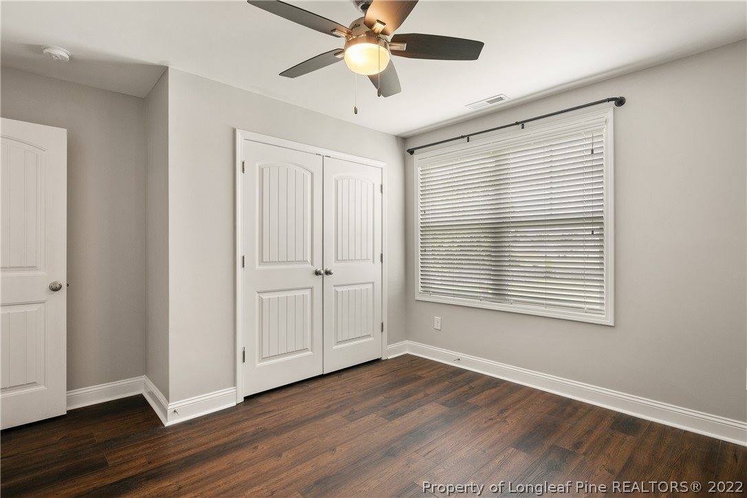 6825 Hunters Den Road, Hope Mills, NC 28348