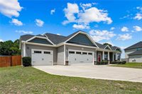 6825 Hunters Den Road, Hope Mills, NC 28348