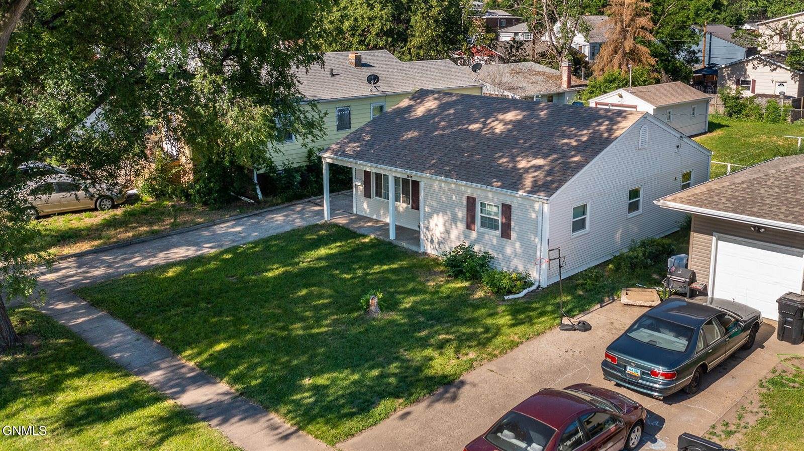 1012 16th Street, Bismarck, ND 58501