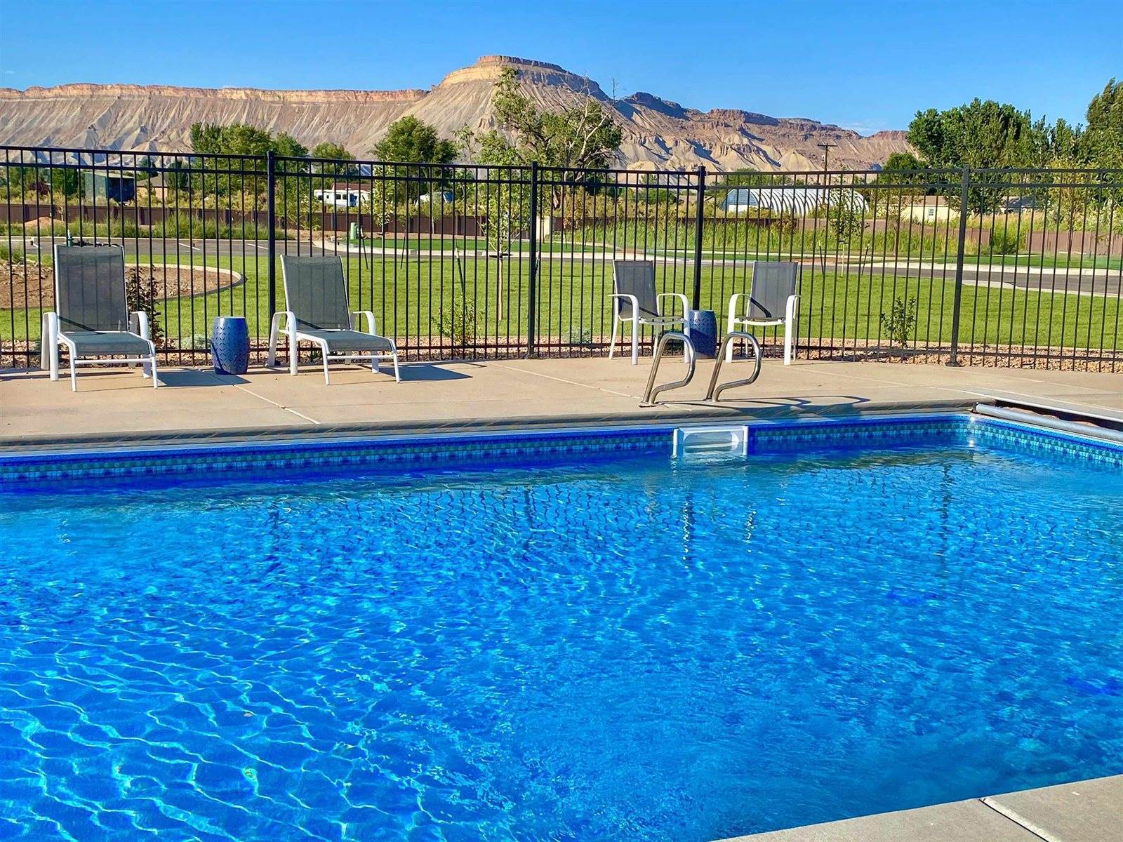 450 Red River Loop, Clifton, CO 81520