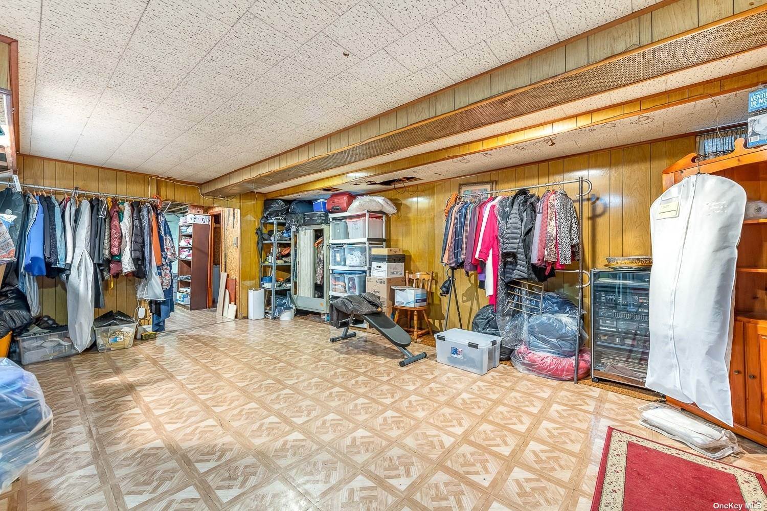 41-09 25th Avenue, Astoria, NY 11103