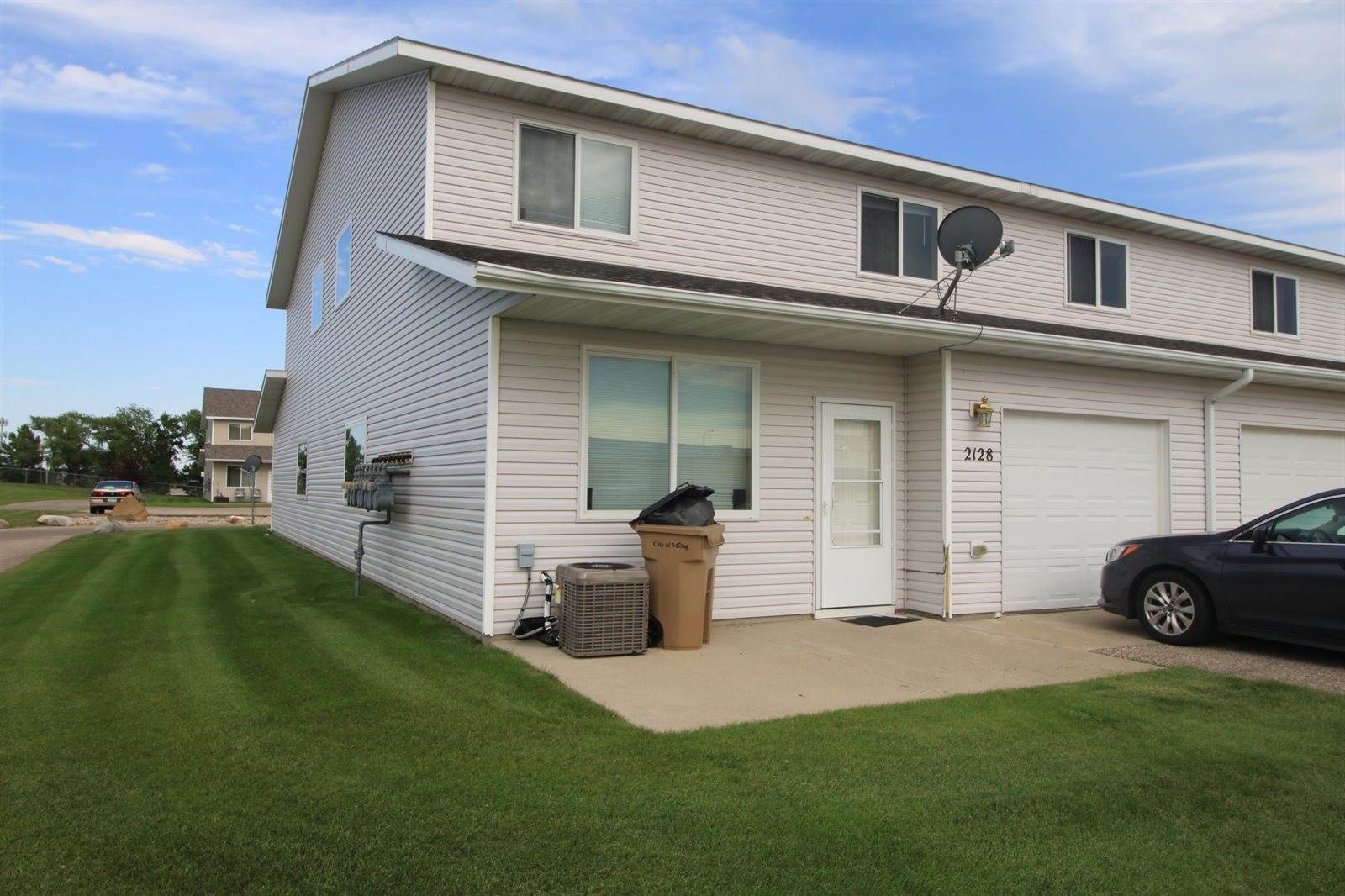 2128 14th St NW, Minot, ND 58703