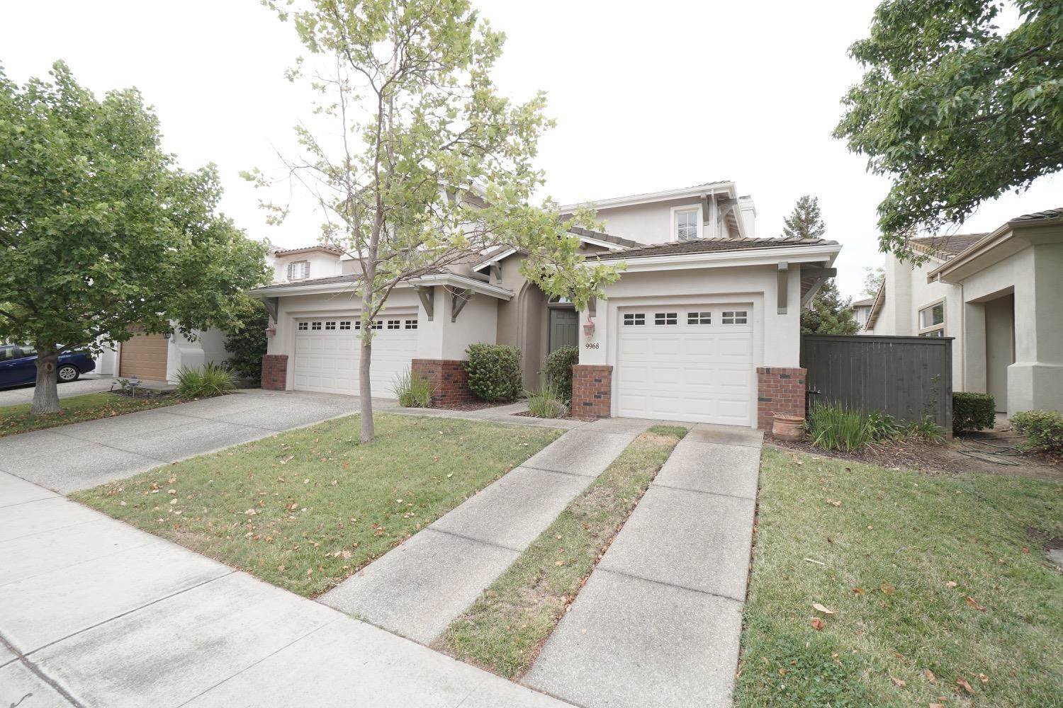 9968 West Taron Drive, Elk Grove, CA 95757