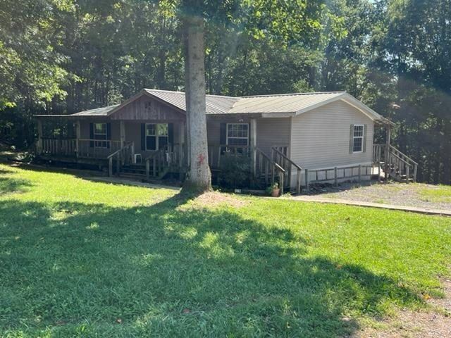 3852 Bugtussle Road, Gamaliel, KY 42140