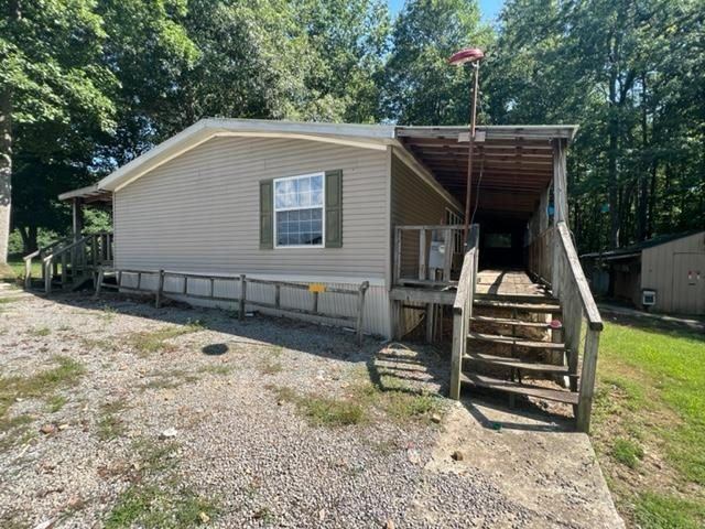 3852 Bugtussle Road, Gamaliel, KY 42140