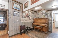 833 High School Street, Almond, WI 54909