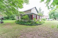 833 High School Street, Almond, WI 54909