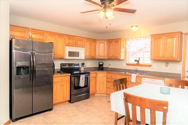 21544 South Soryl Avenue, Peculiar, MO 64078