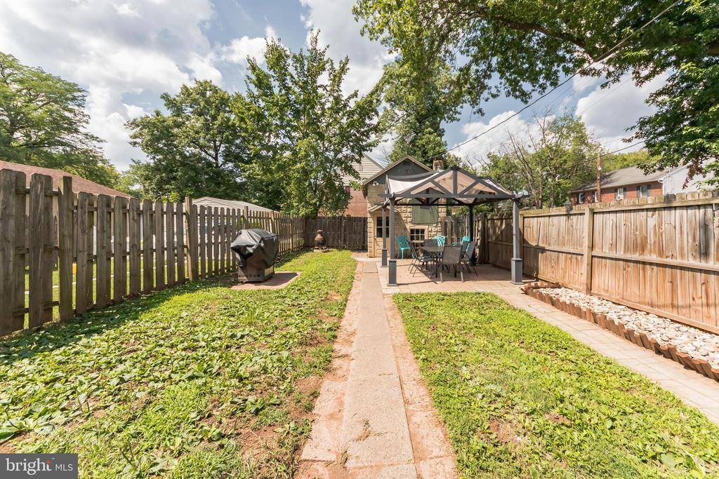 851 North Charlotte Street, Pottstown, PA 19464