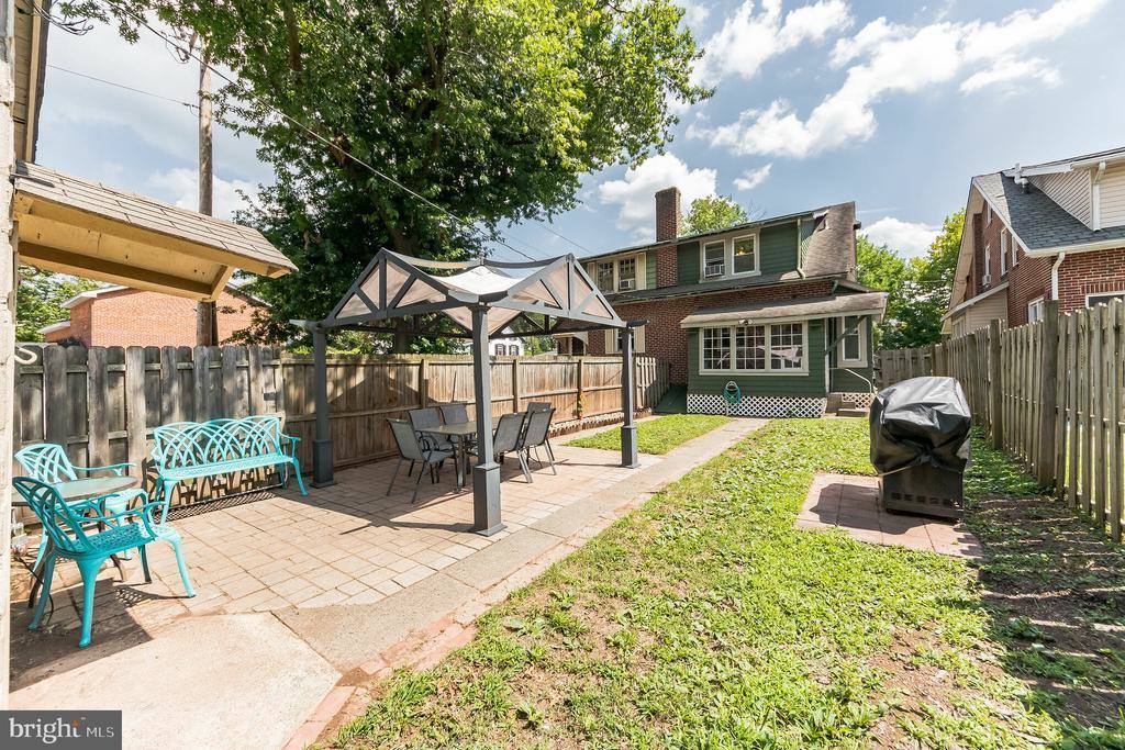 851 North Charlotte Street, Pottstown, PA 19464