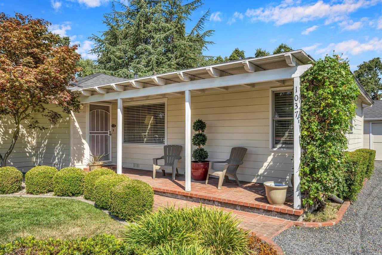 1037 Jennings Avenue, Santa Rosa, CA 95401