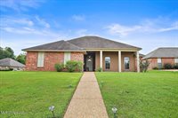 142 Cedarstone Dr Drive, Terry, MS 39170