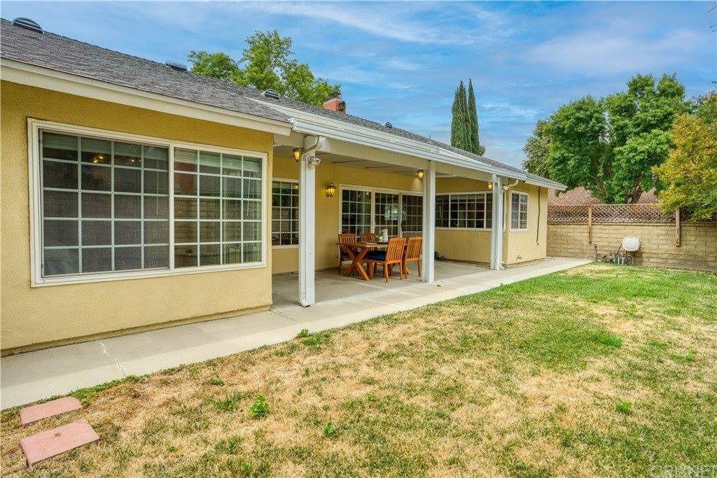 23402 Via Farallon, Valencia, CA 91355