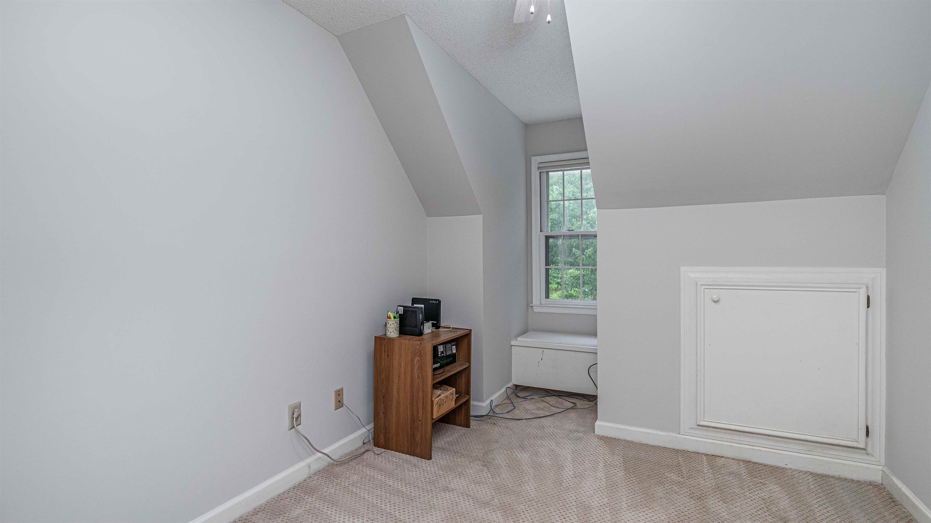 27 Huntwick Ct, Columbia, SC 29206