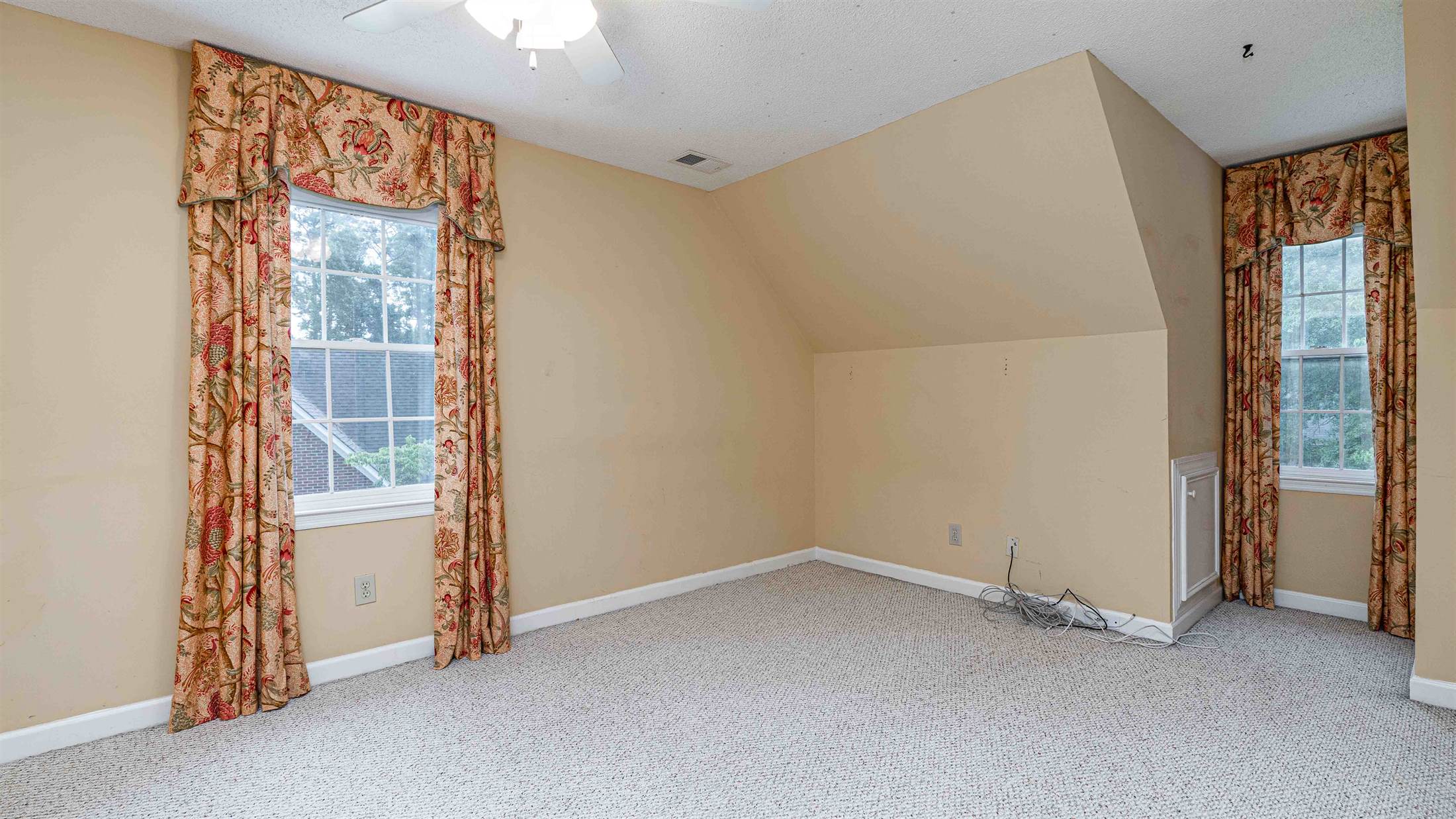 27 Huntwick Ct, Columbia, SC 29206