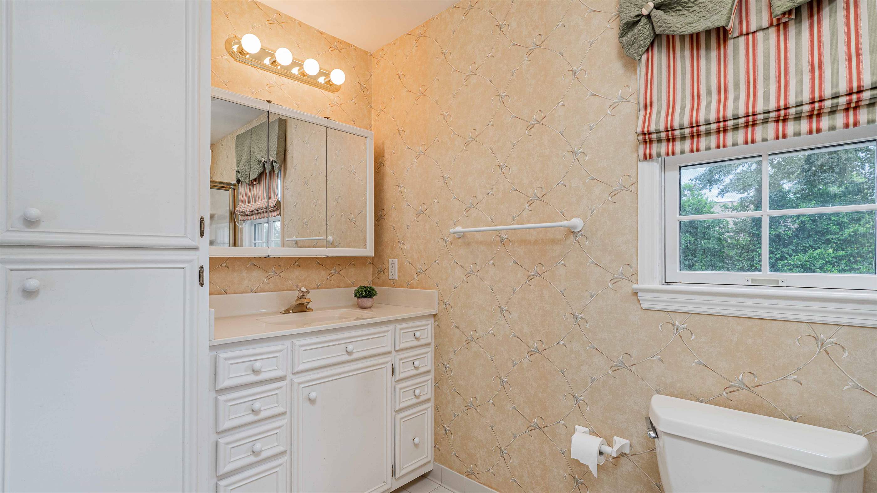 27 Huntwick Ct, Columbia, SC 29206