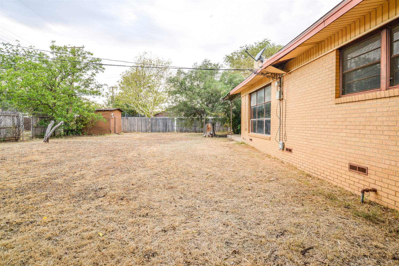 1917 48th Street, Lubbock, TX 79412