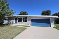 2612 6th ST NW, Minot, ND 58703
