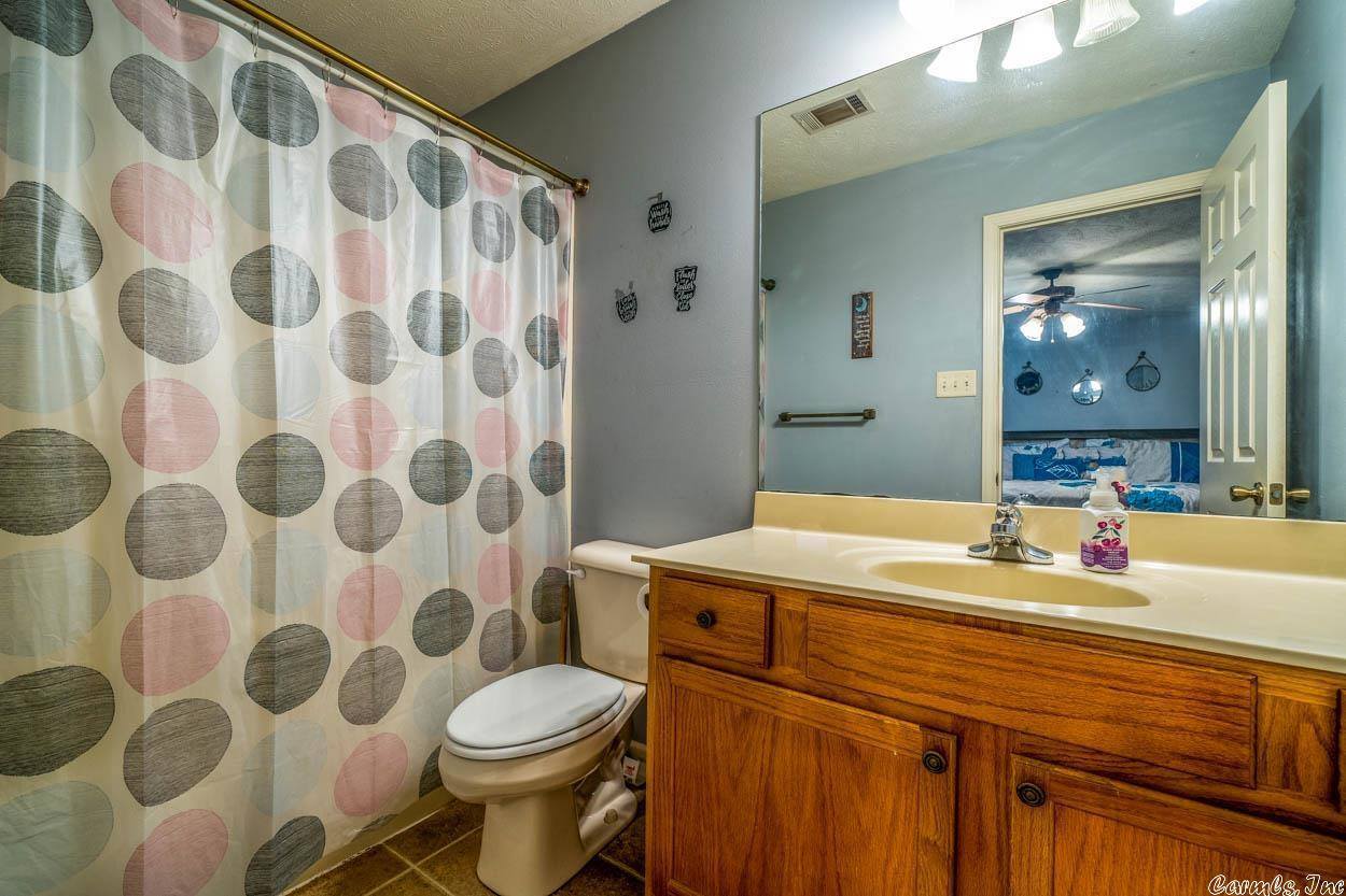 865 Brownstone Drive, Conway, AR 72034