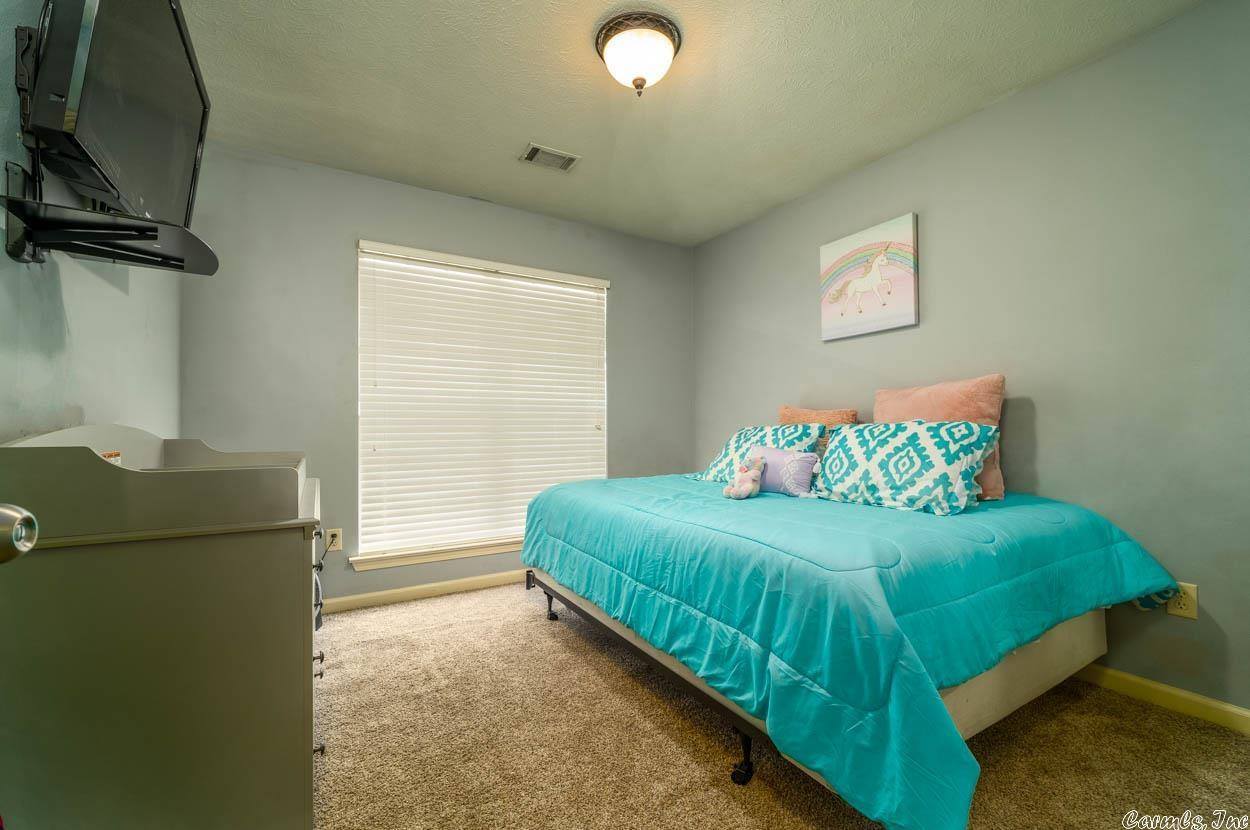 865 Brownstone Drive, Conway, AR 72034