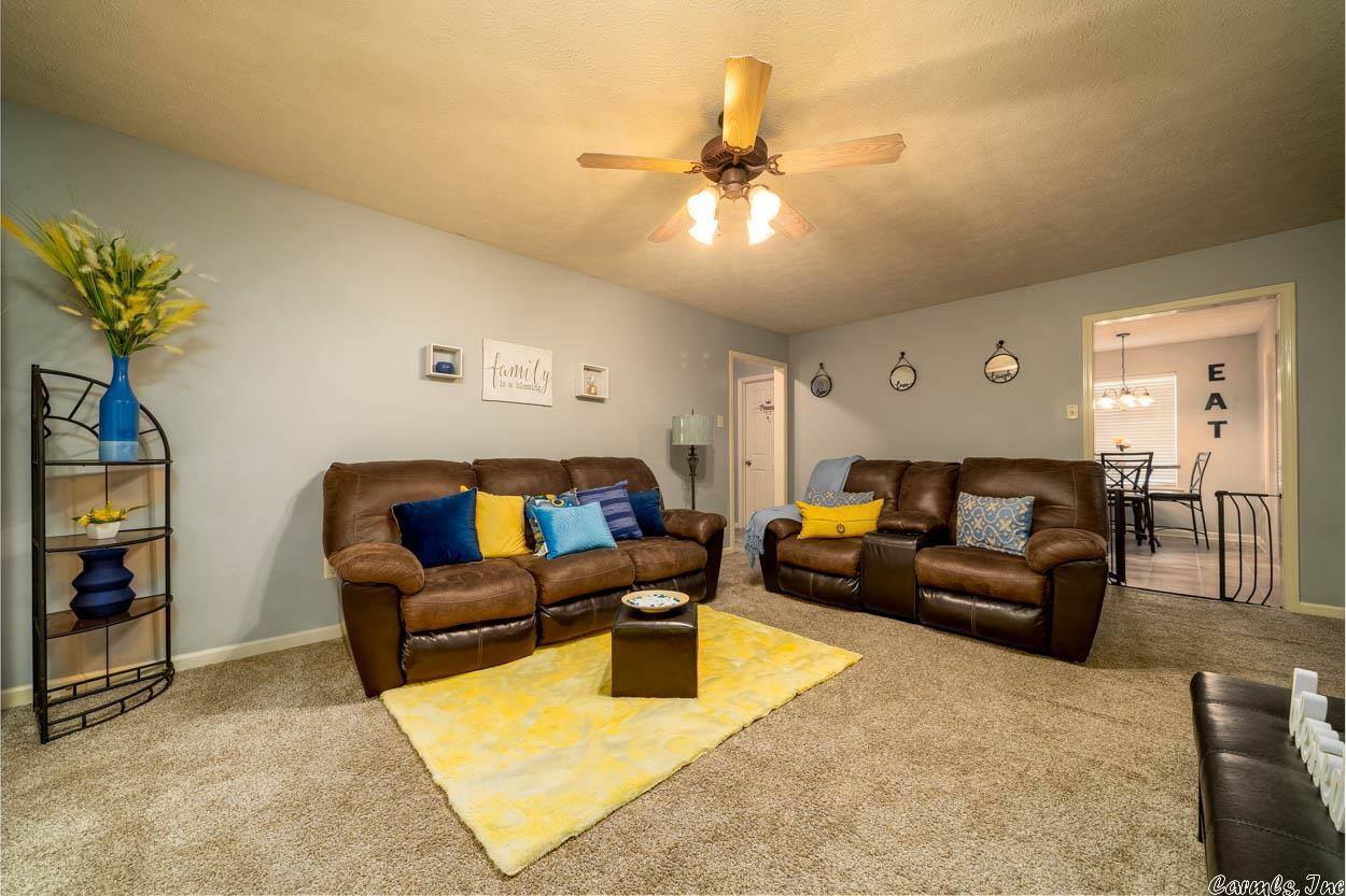 865 Brownstone Drive, Conway, AR 72034