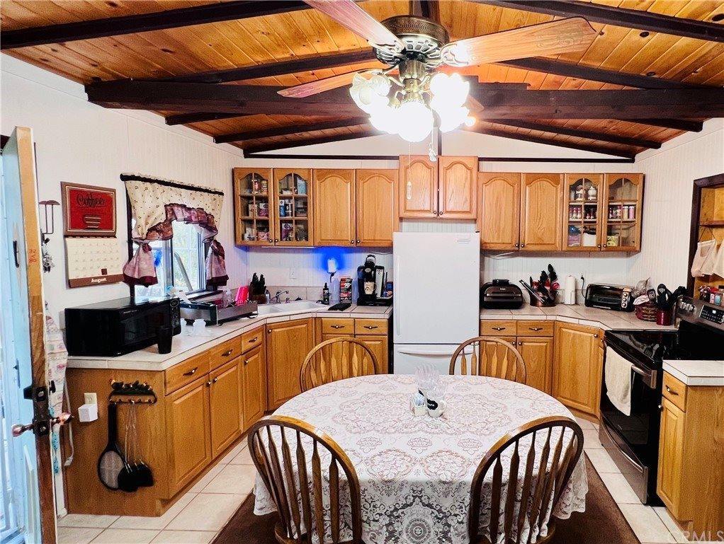 31676 Emerald Road, Lucerne Valley, CA 92356