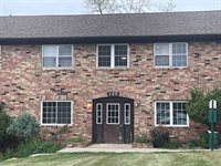 504 21st Ave Place, Coralville, IA 52241