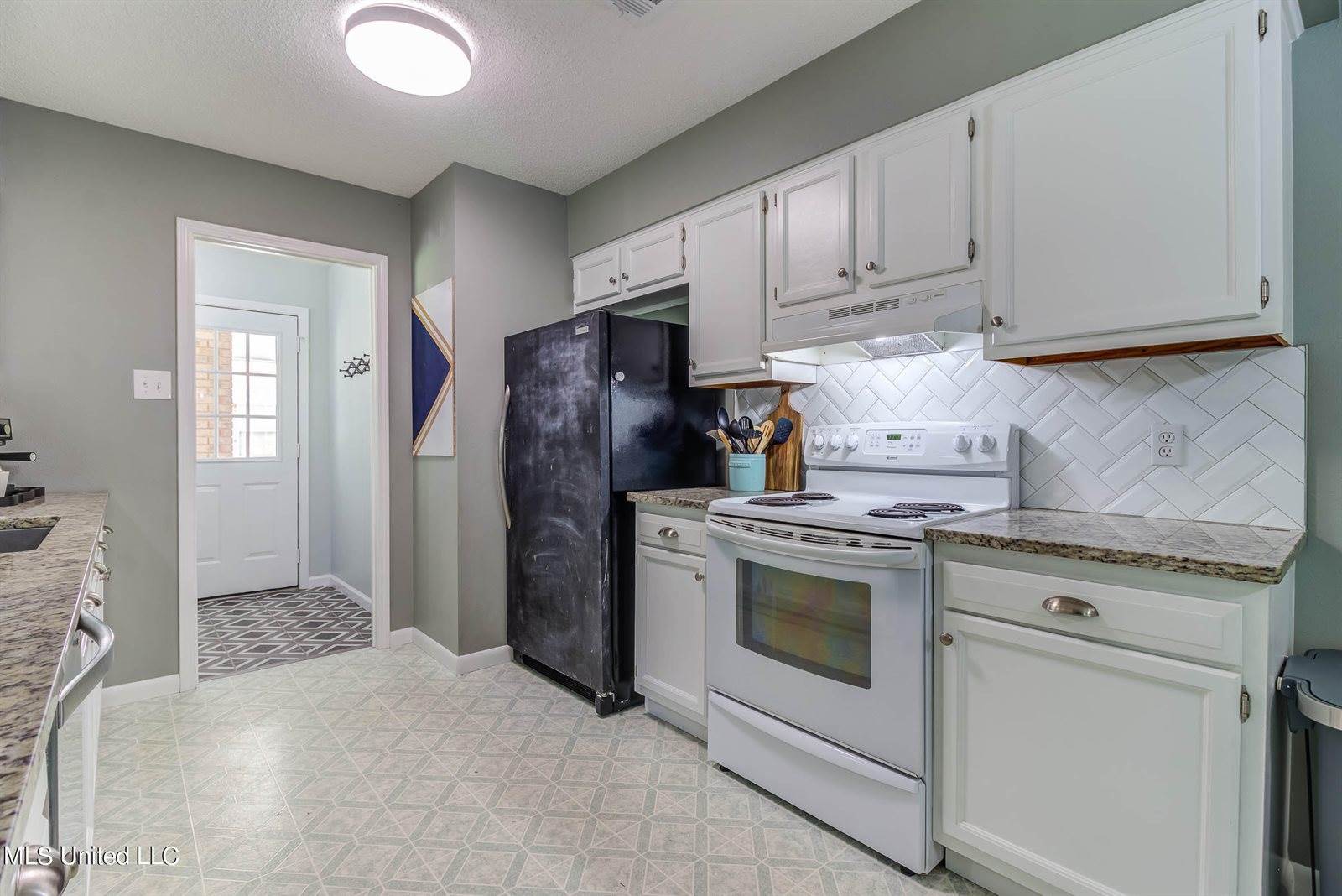 10735 Plummer Circle, Gulfport, MS 39503