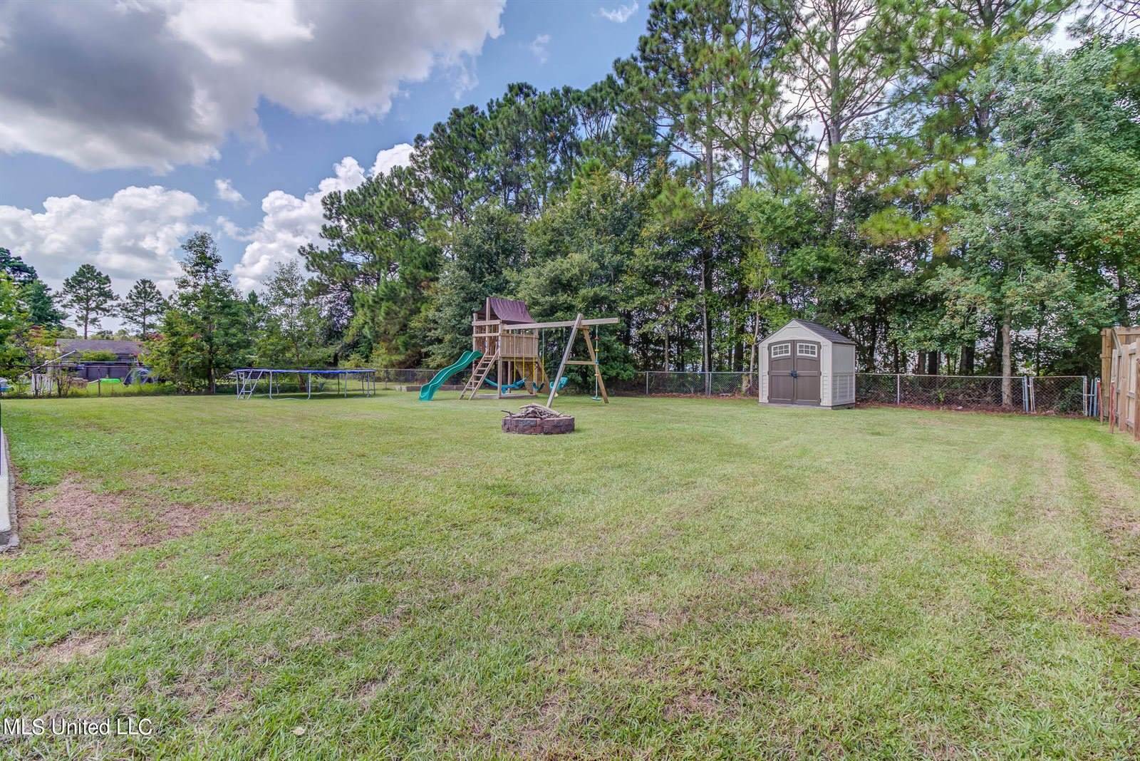 10735 Plummer Circle, Gulfport, MS 39503