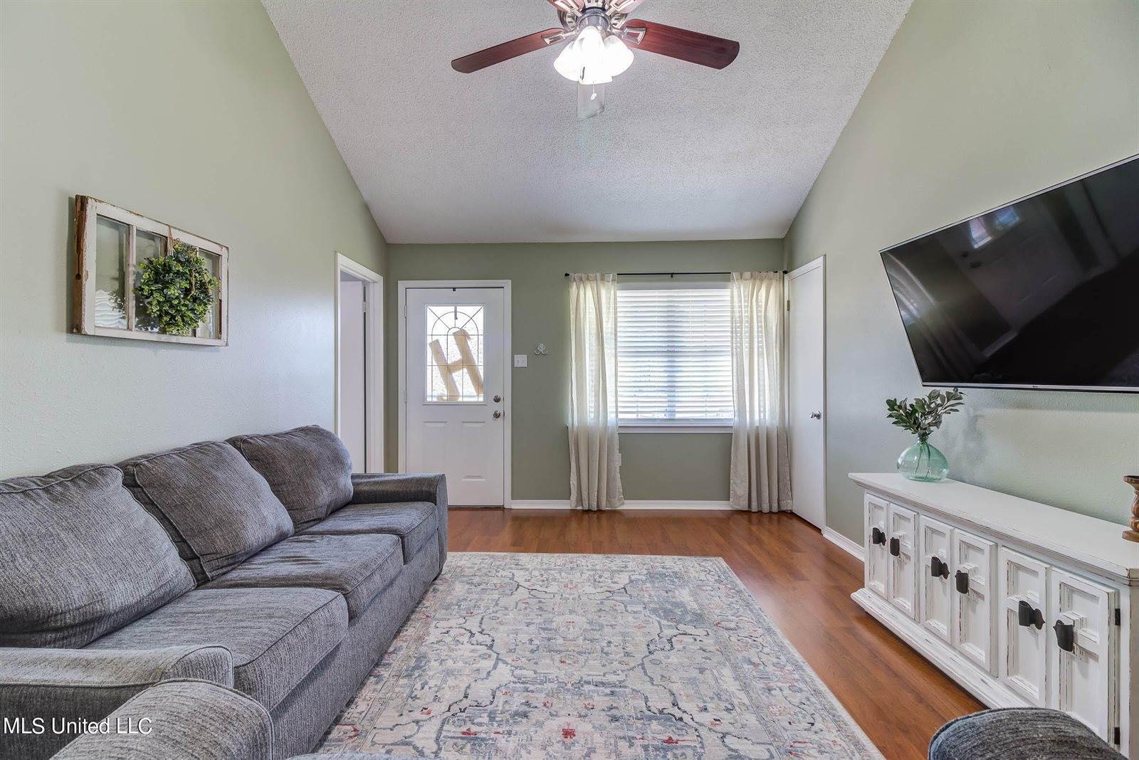 10735 Plummer Circle, Gulfport, MS 39503