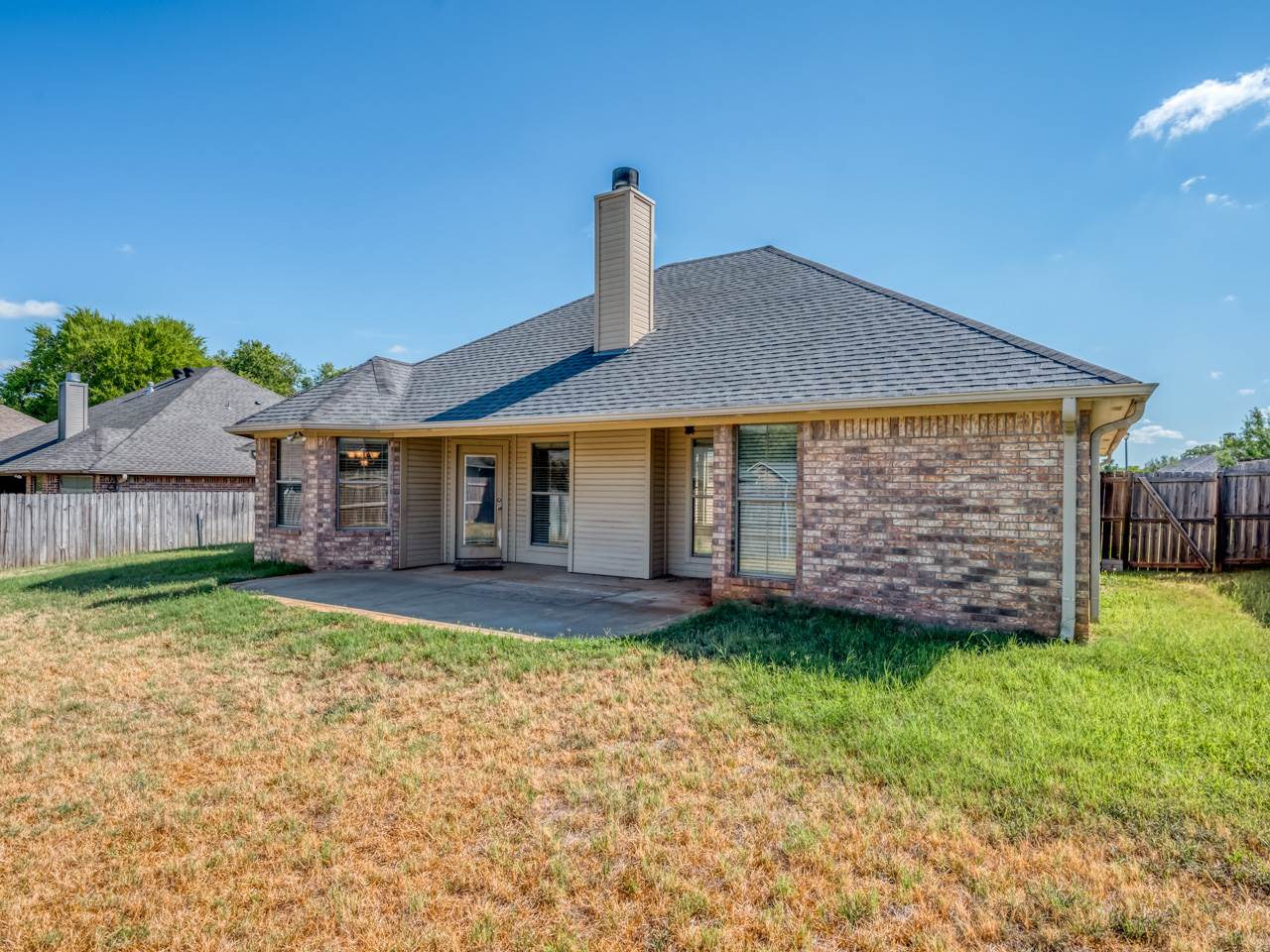 109 Abbey Rd, Bullard, TX 75757