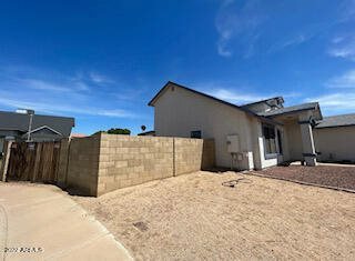 5257 North 80TH Drive, Glendale, AZ 85303