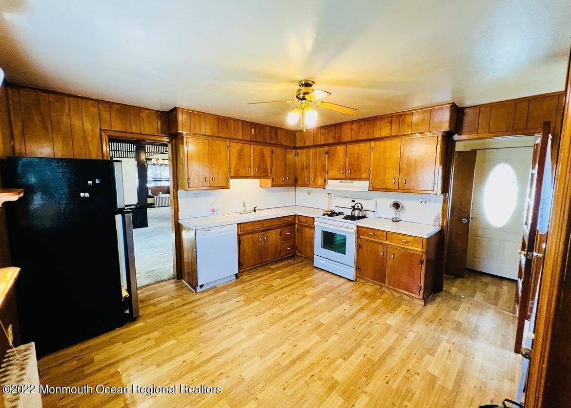 323 4th Street, South Amboy, NJ 08879